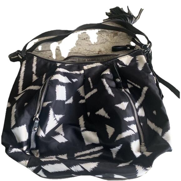 VINCE CAMUTO BLACK NYLON Large PURSE With TASSLE - Picture 1 of 7